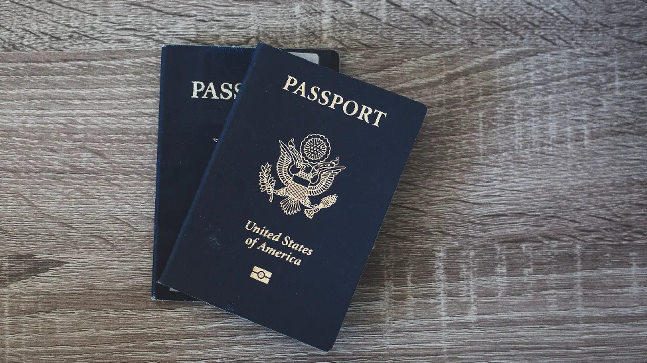 An Indian student tracking UK student visa processing timelines